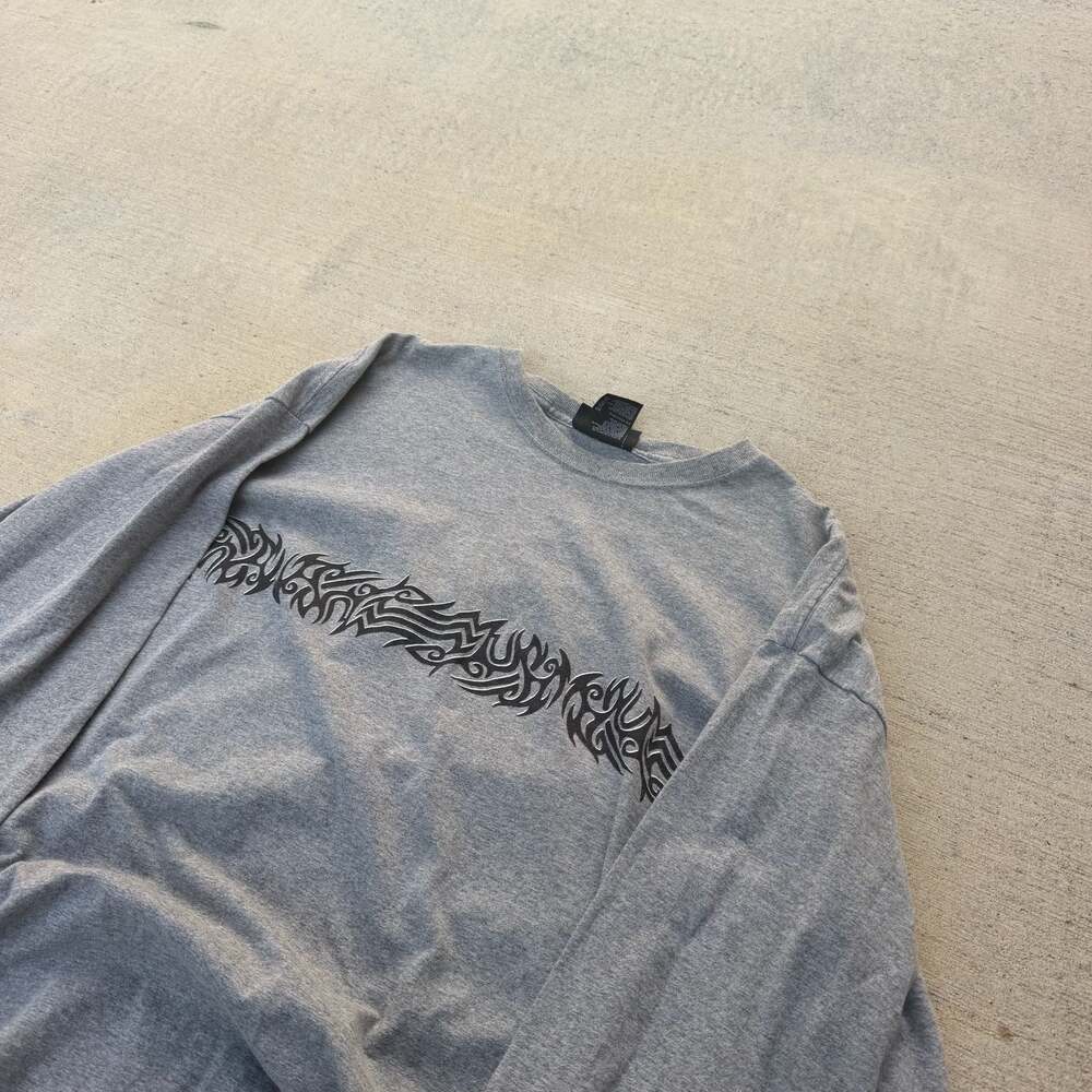 No Boundaries Grey Long Sleeve Graphic Tee with Tribal Print